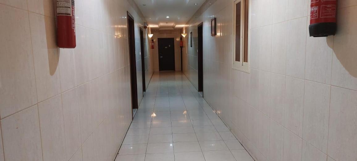 رونزا للوحدات السكنية المفروشة Rwnza Hotel Apartments Tabuk Buitenkant foto